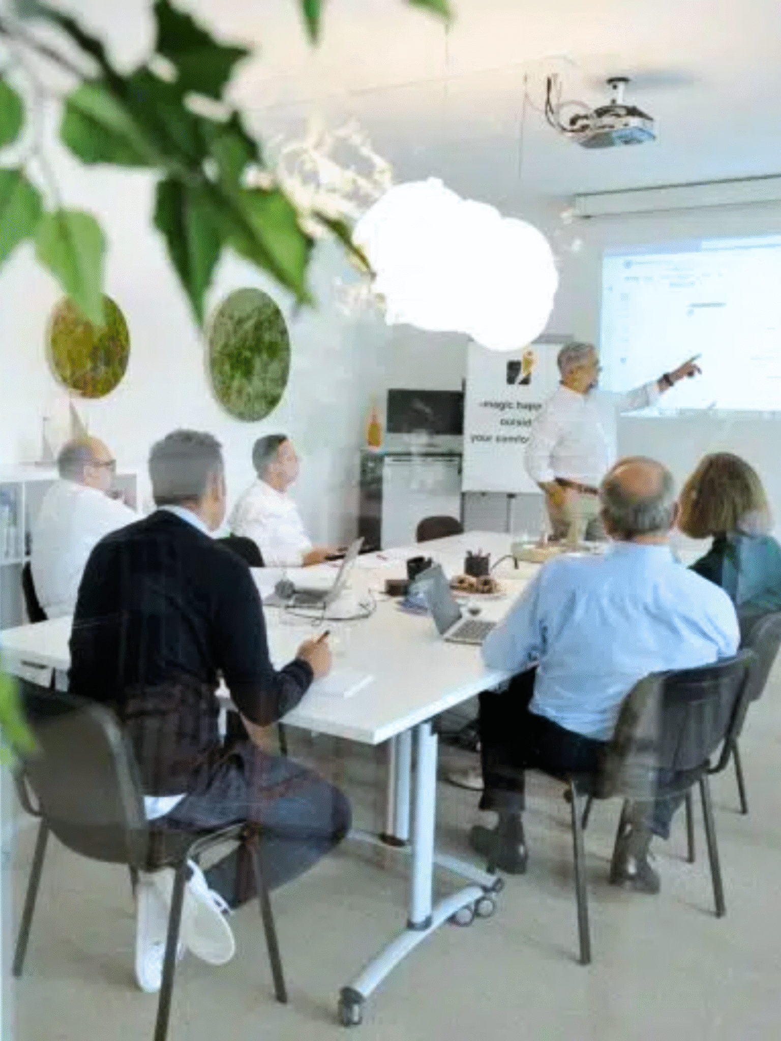 Teammeeting der benefitIMPACT AG